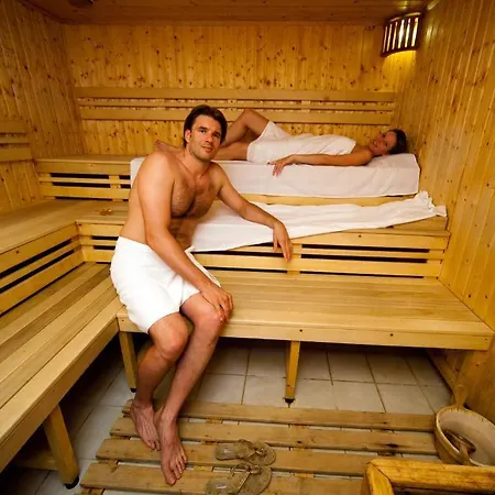 호텔 Kehida Termal Holiday Village 3*