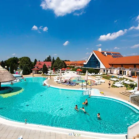 Kehida Termal Holiday Village 호텔